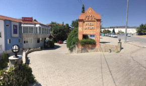 Гостиница Uyum Hotel  Памуккале